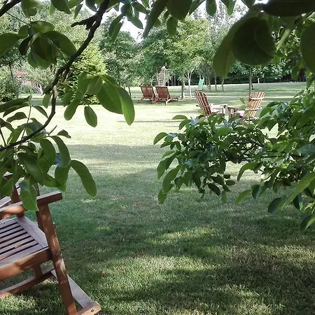 Le Bois Rene Bed & Breakfast